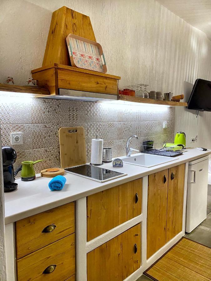 Milos Gem Suites Inn Pachaina Eksteriør bilde